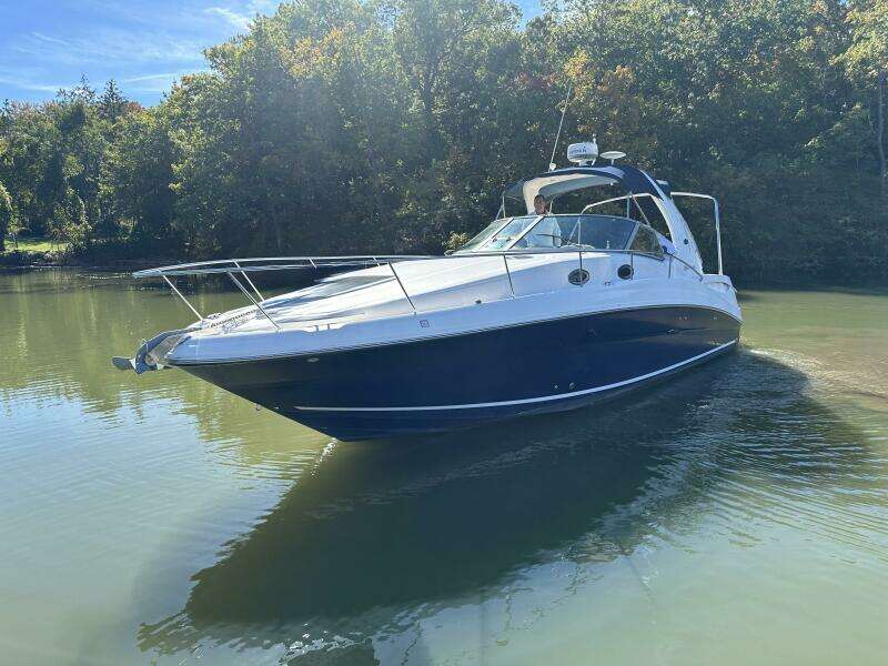 2005 Sea Ray 320 Sundancer