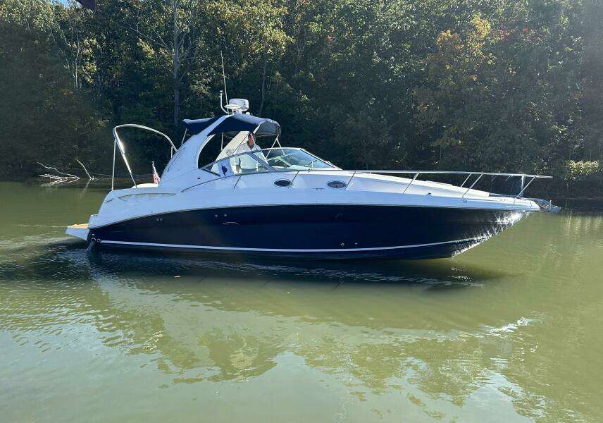 2005 Sea Ray 320 Sundancer