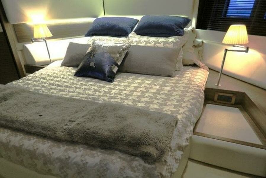 2017 Azimut 60 FLYBRIDGE