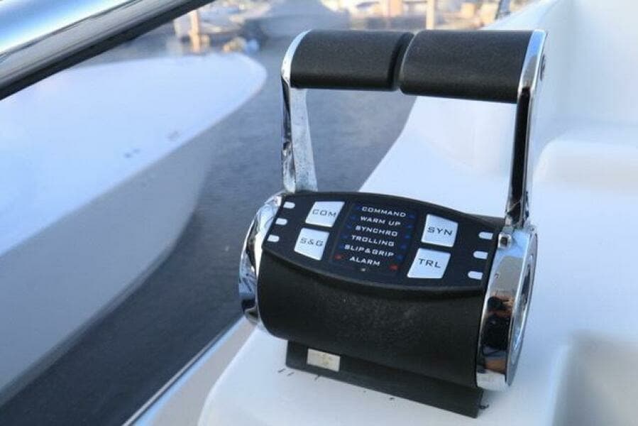 2017 Azimut 60 FLYBRIDGE