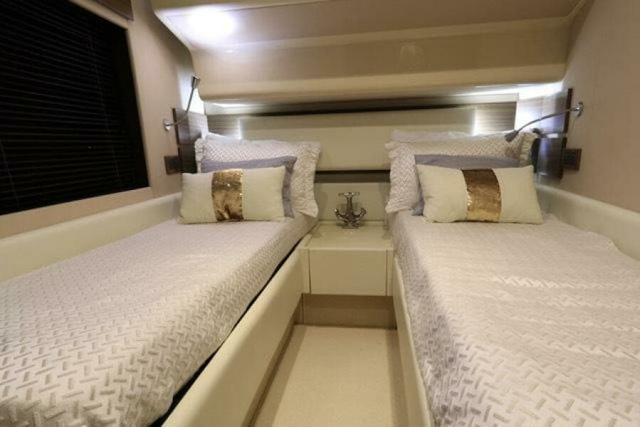 2017 Azimut 60 FLYBRIDGE