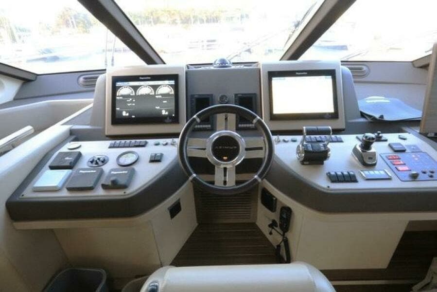 2017 Azimut 60 FLYBRIDGE