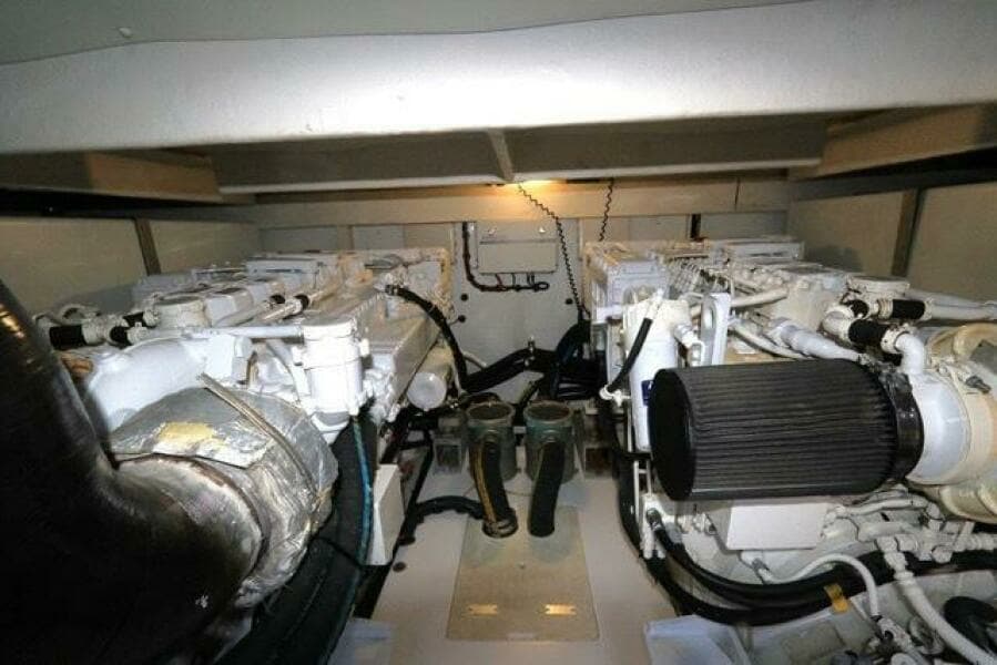 2017 Azimut 60 FLYBRIDGE