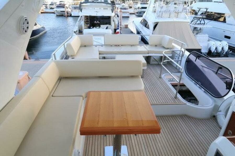 2017 Azimut 60 FLYBRIDGE