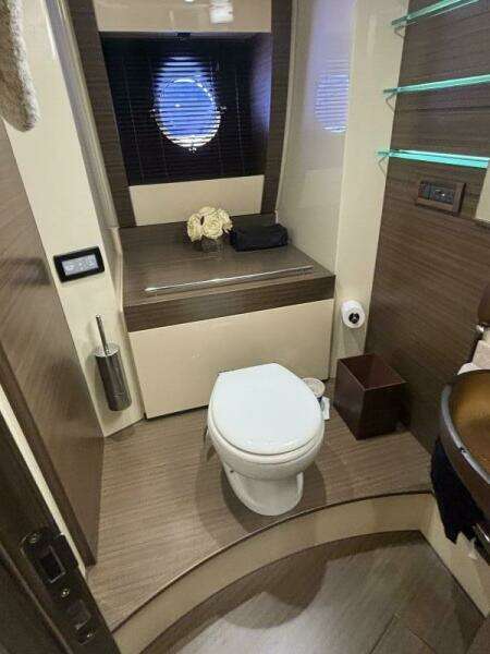 2017 Azimut 60 FLYBRIDGE