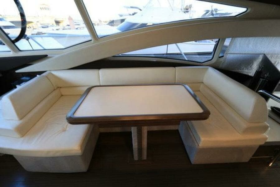 2017 Azimut 60 FLYBRIDGE