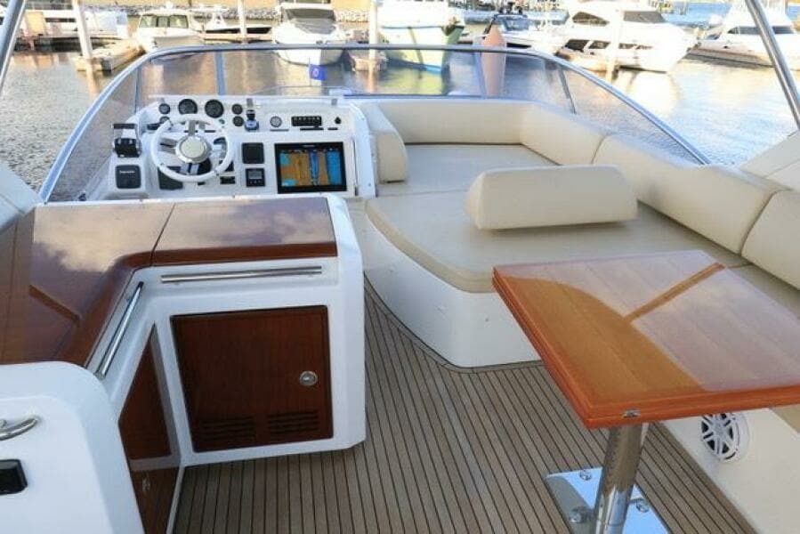 2017 Azimut 60 FLYBRIDGE