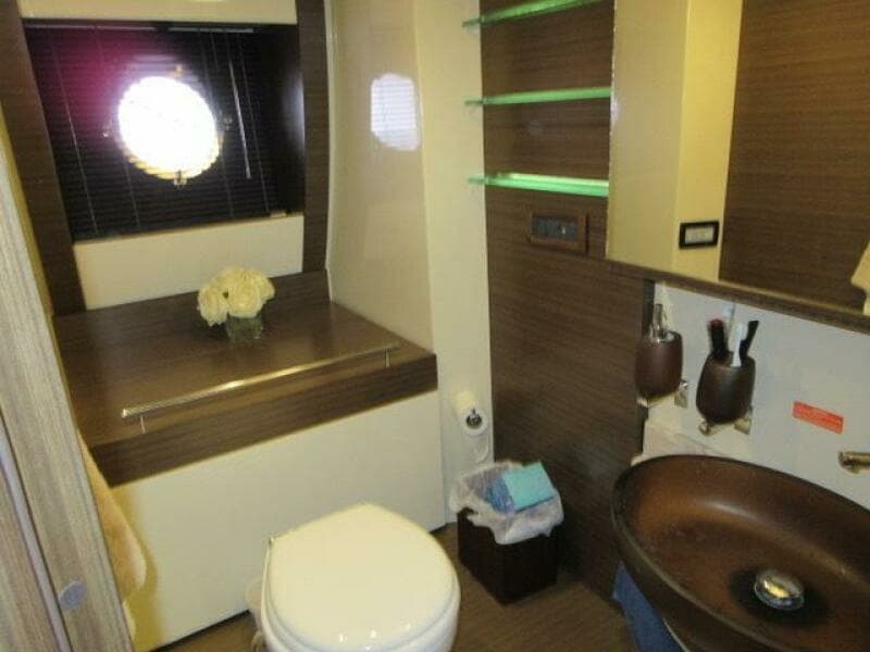 2017 Azimut 60 FLYBRIDGE