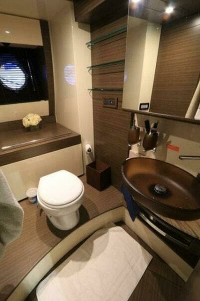 2017 Azimut 60 FLYBRIDGE