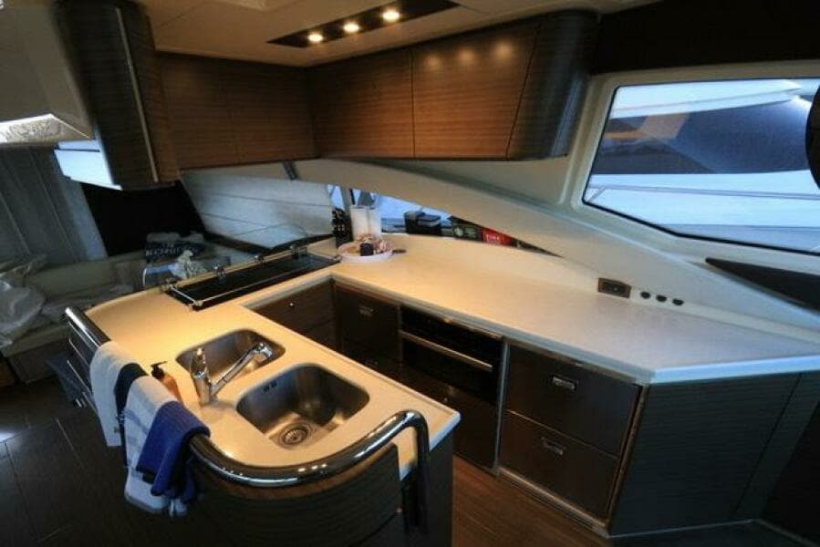 2017 Azimut 60 FLYBRIDGE