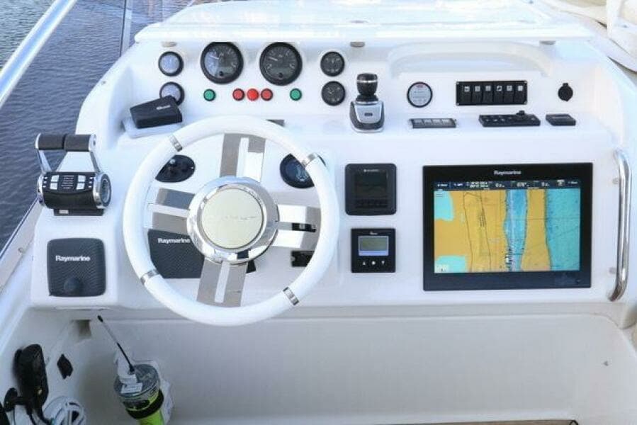 2017 Azimut 60 FLYBRIDGE