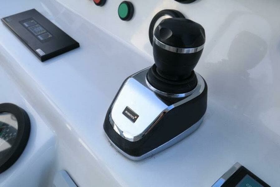 2017 Azimut 60 FLYBRIDGE