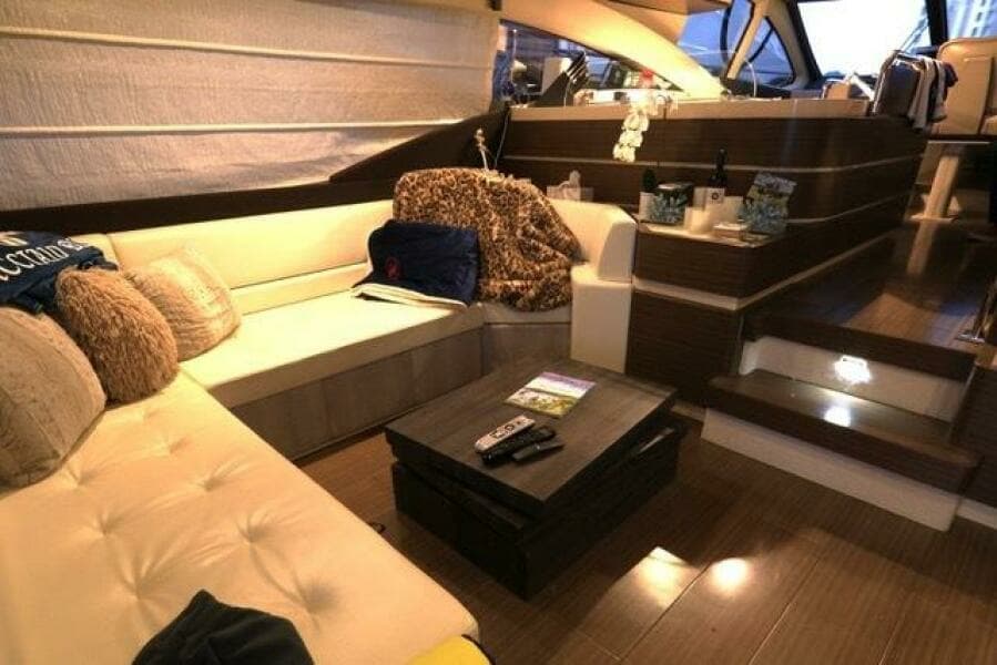2017 Azimut 60 FLYBRIDGE