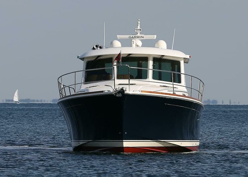 2017 Sabre 48 Salon Express