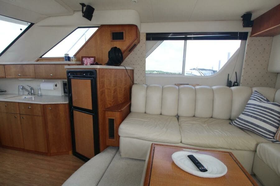 2000 Silverton 392 Aft Cabin