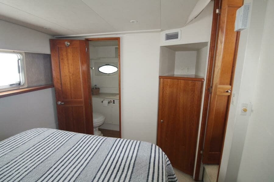 2000 Silverton 392 Aft Cabin