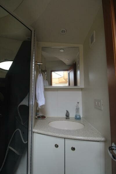 2000 Silverton 392 Aft Cabin