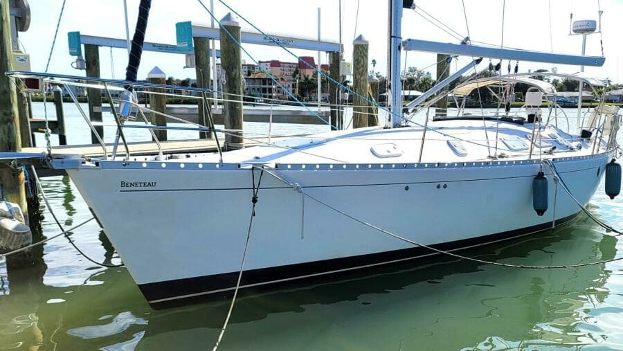 1993 Beneteau First 38.5