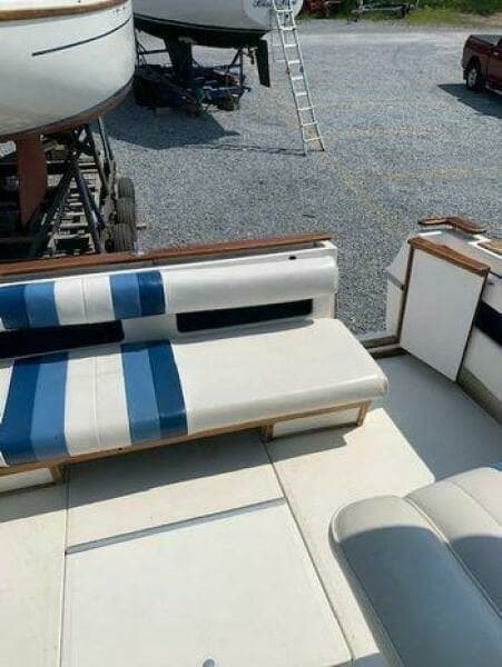 1989 Sea Ray 300 Weekender