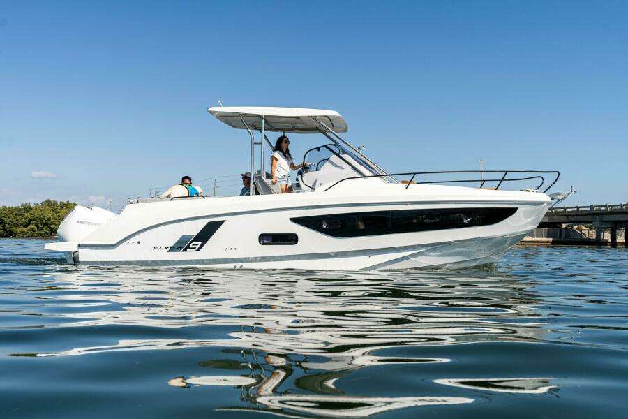 2026 Beneteau Flyer 9 SUNdeck