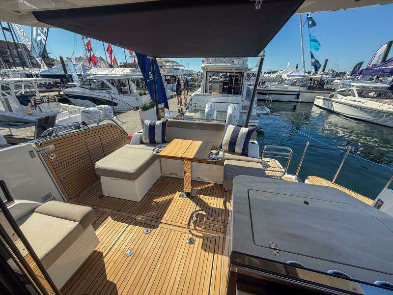 2026 Wellcraft 44 Explorer