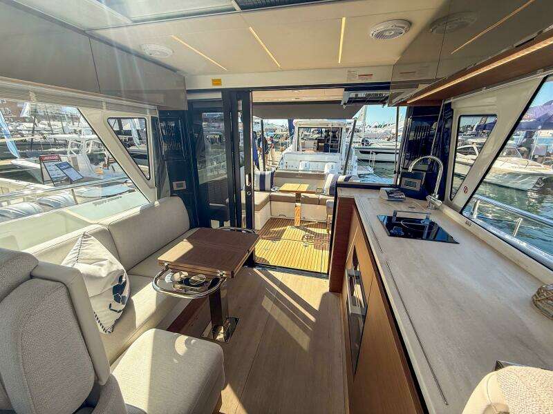 2026 Wellcraft 44 Explorer