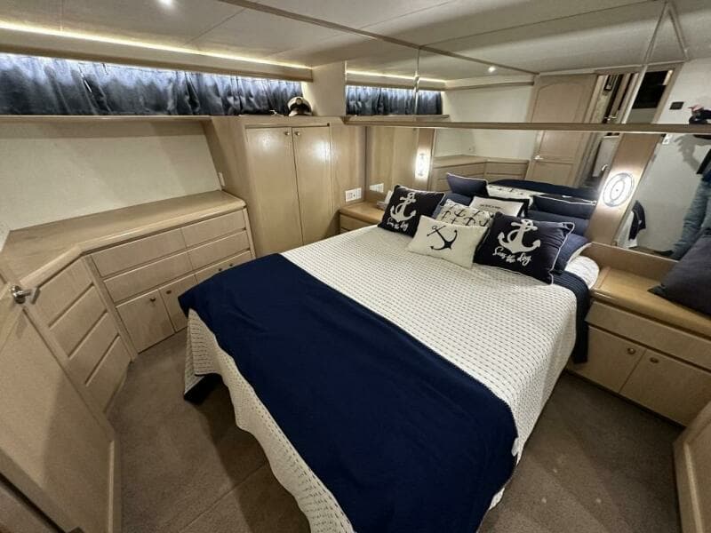 1993 West Bay Pilothouse