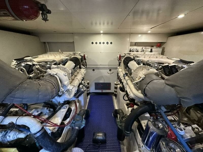 1993 West Bay Pilothouse