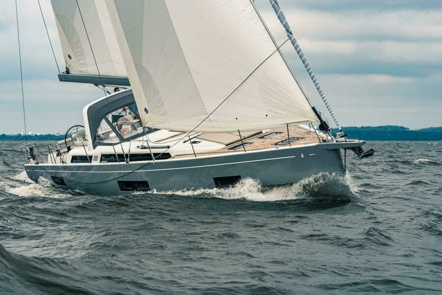 2025 BENETEAU Oceanis Yacht 54