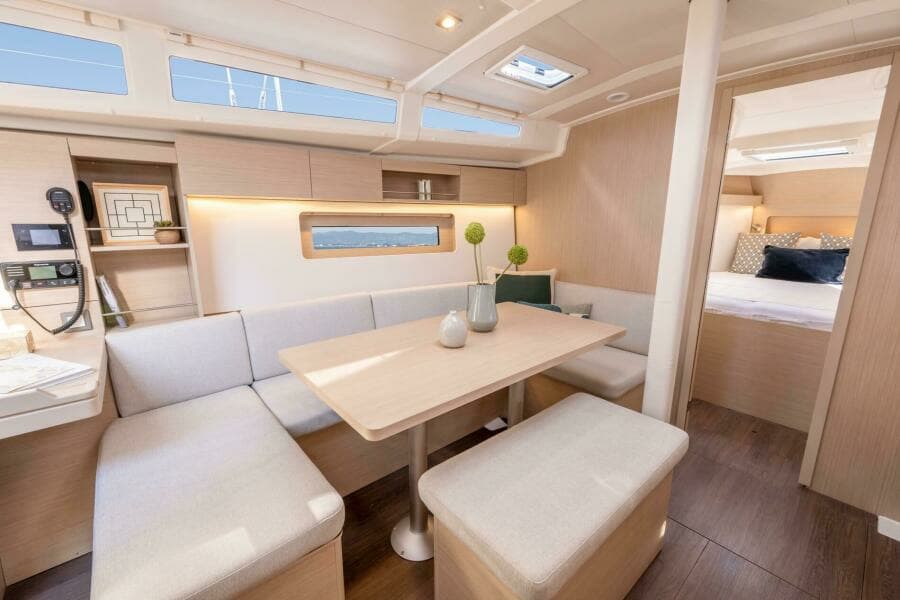 2026 Beneteau Oceanis 37.1