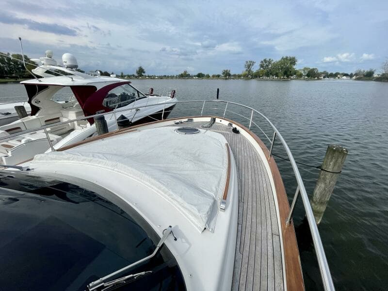 2017 Chris-Craft Commander 42