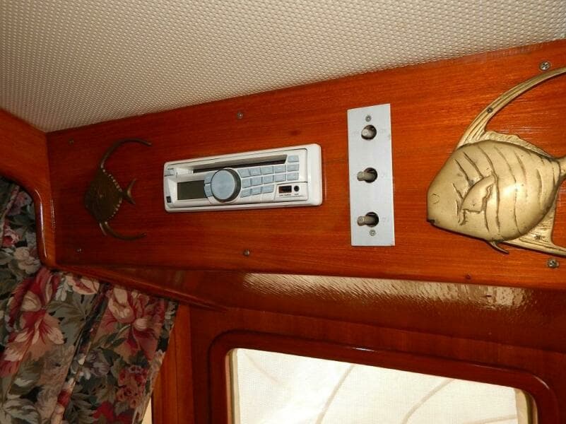 1987 Marine Trader Double Cabin Trawler