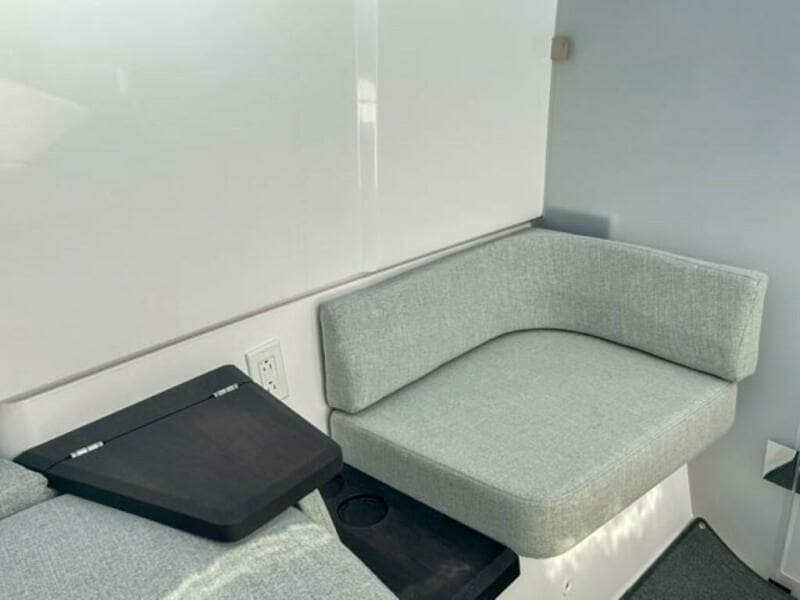 2024 Axopar 37XC CROSS CABIN