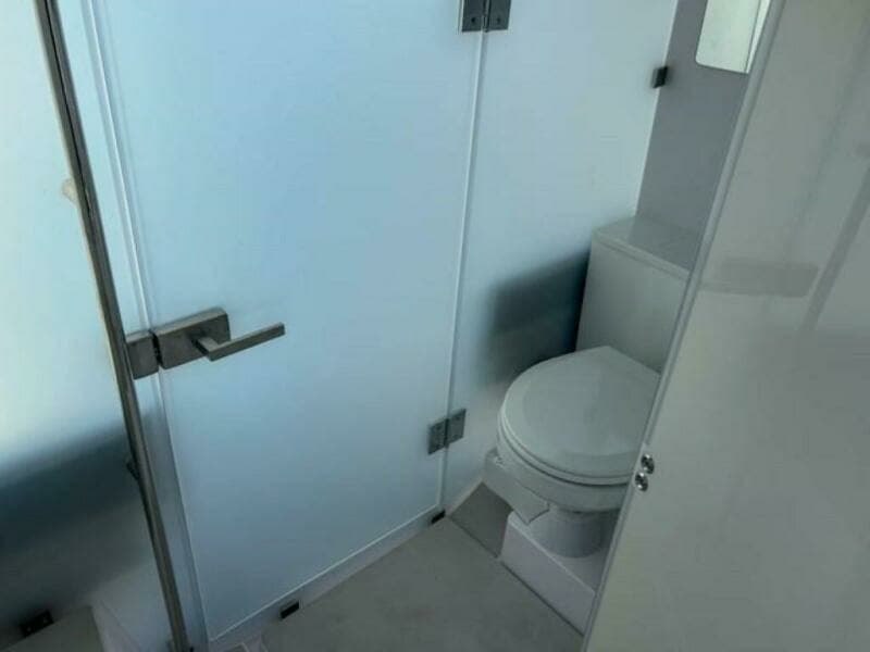 2024 Axopar 37XC CROSS CABIN