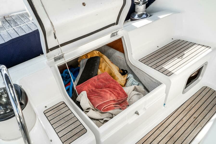 2001 Jeanneau 43 Sun Odessey