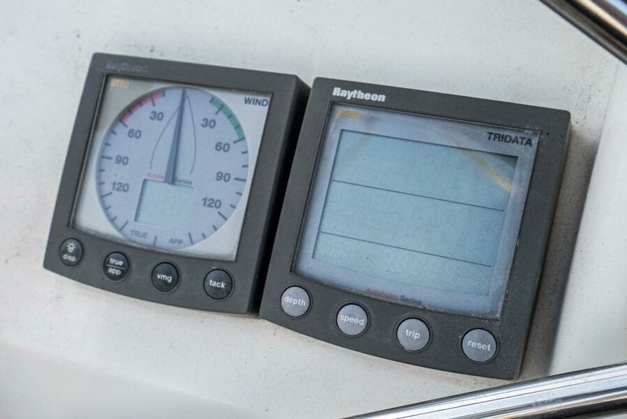 2001 Jeanneau 43 Sun Odessey