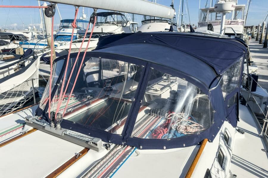 2001 Jeanneau 43 Sun Odessey