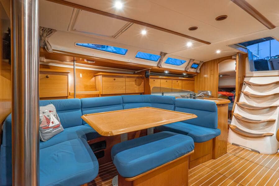 2001 Jeanneau 43 Sun Odessey