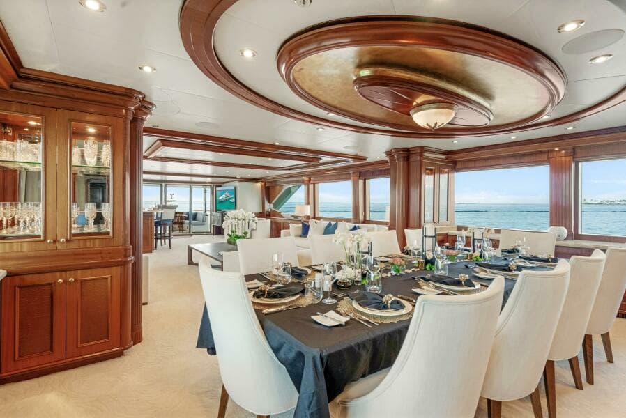 Main Deck Dining