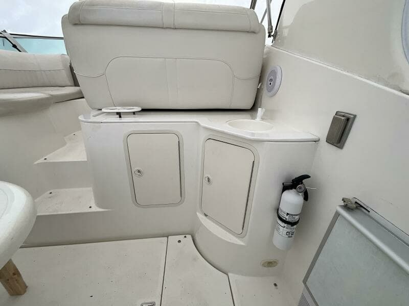 2002 Cruisers 35 Express