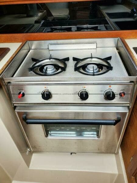 1987 Catalina C-30  Tall Rig