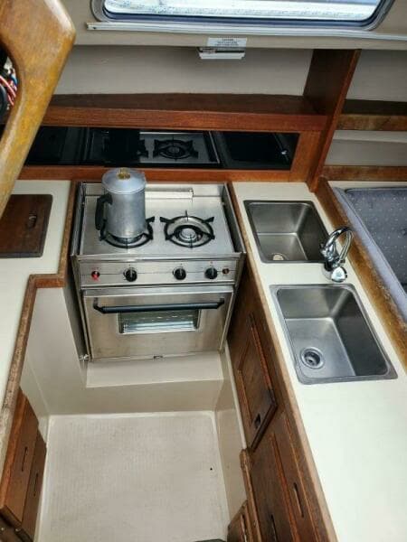 1987 Catalina C-30  Tall Rig