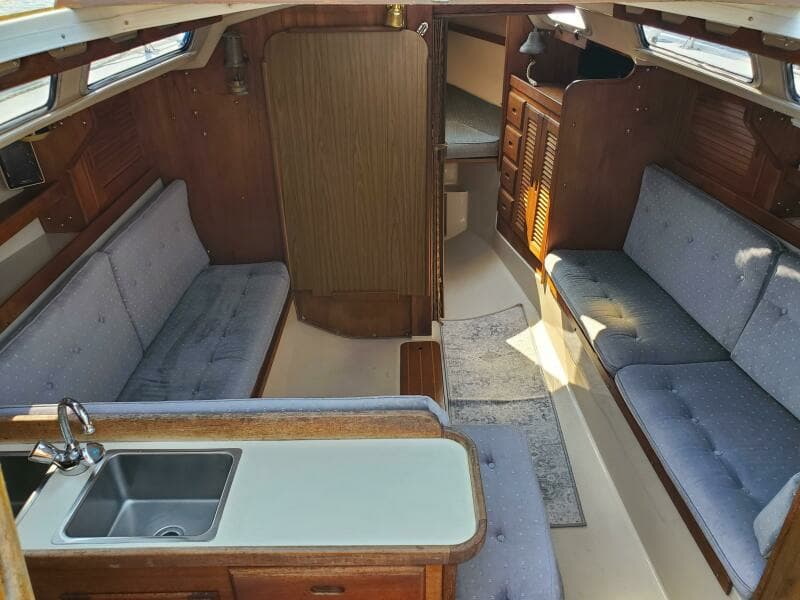 1987 Catalina C-30  Tall Rig