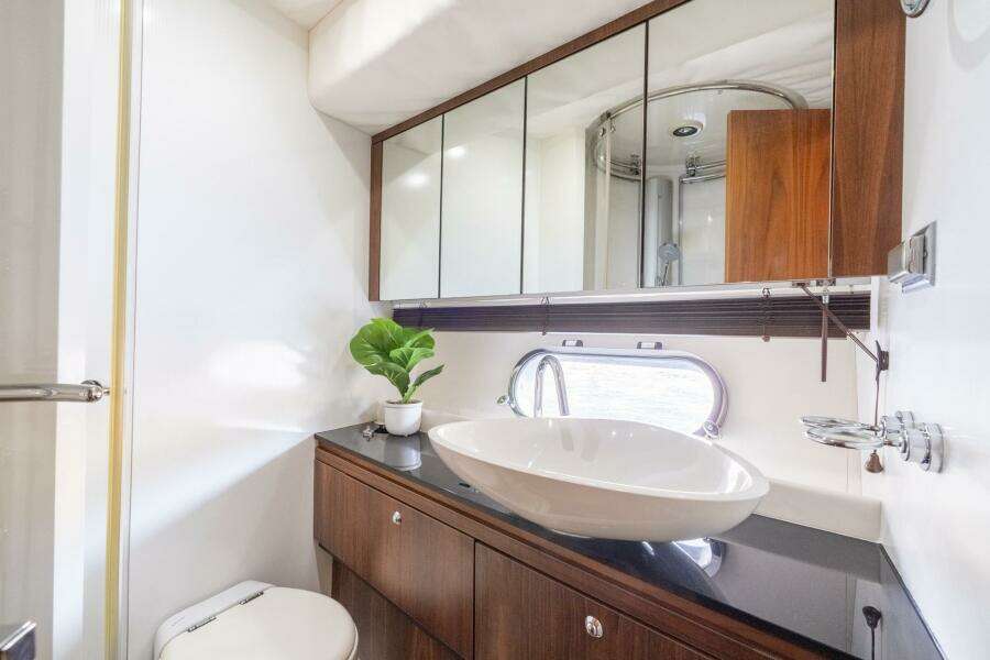2009 Sunseeker 60 Manhattan