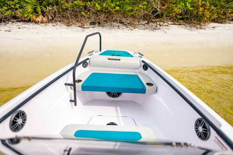 2022 Axopar 22 Spyder X Jobe Revolve