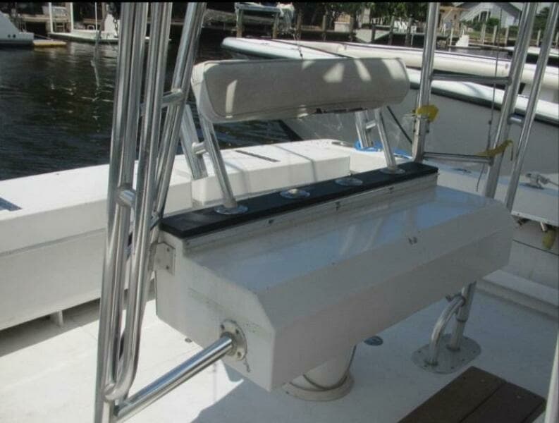 1997 Island Hopper Center Console w/Cuddy Cabin