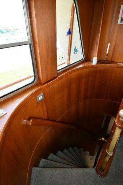 1986 Lowland 64 Pilot House Long Range Motor Yacht