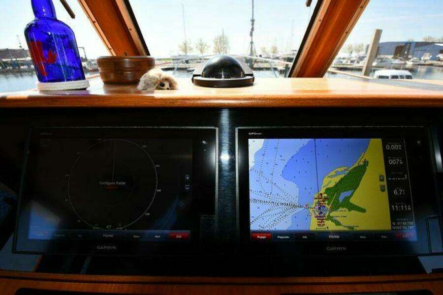 1986 Lowland 64 Pilot House Long Range Motor Yacht