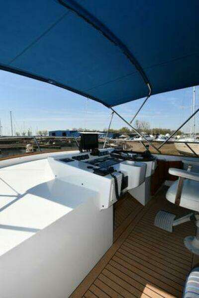 1986 Lowland 64 Pilot House Long Range Motor Yacht
