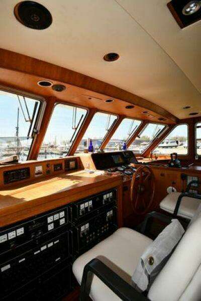 1986 Lowland 64 Pilot House Long Range Motor Yacht
